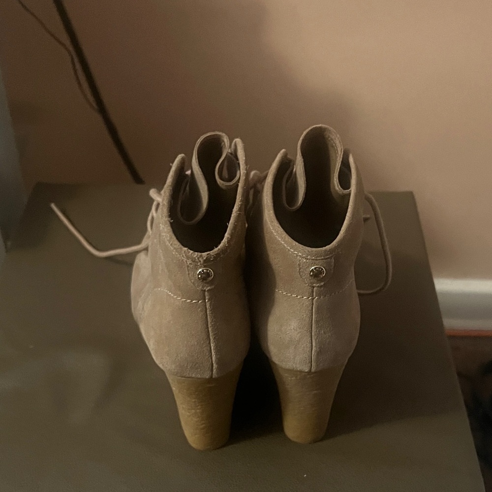 Michael Kors Beige Suede wedge Boots